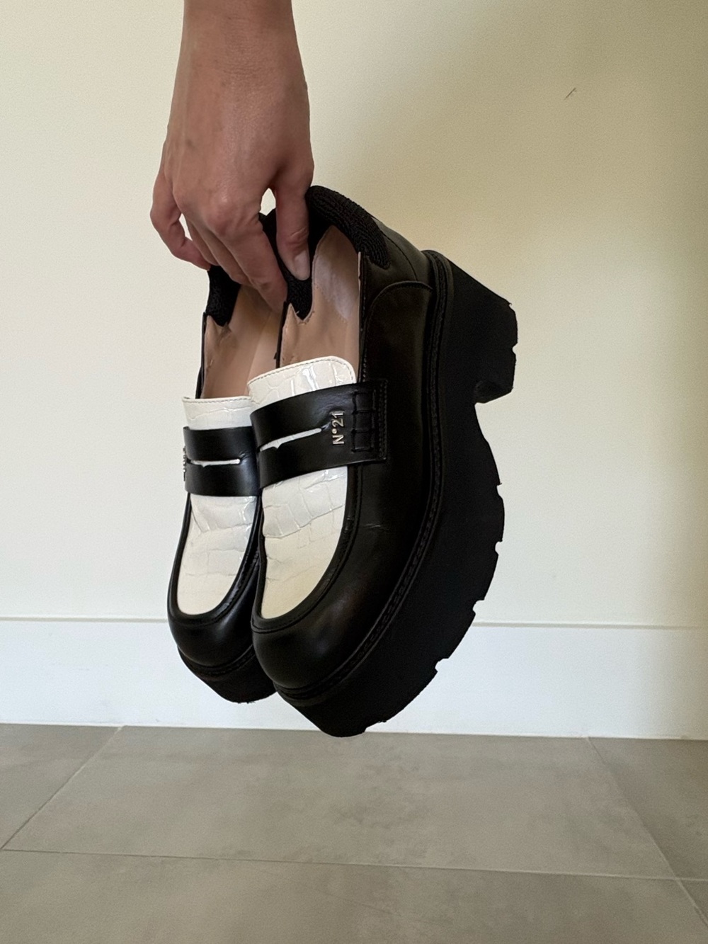 N°21 Black & White Croc Embossed Leather Chunky Platform Loafers 39